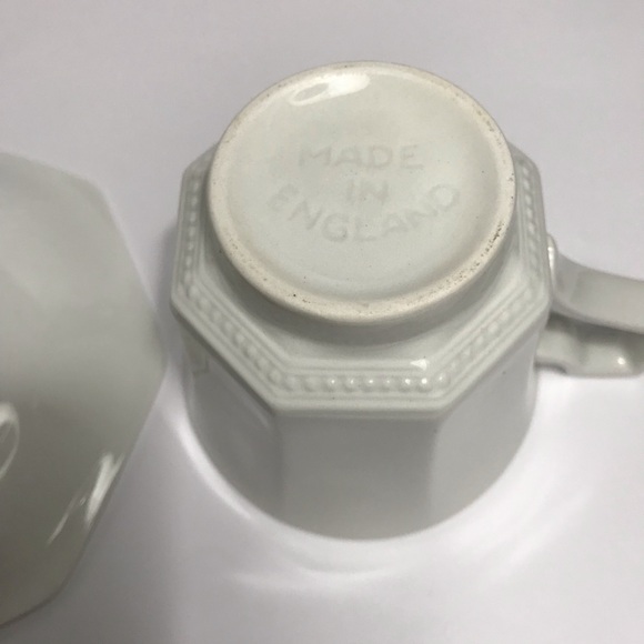 Johnson Brothers Heritage Ironstone 2 Cup & Saucer Sets White Vintage England - Picture 6 of 16
